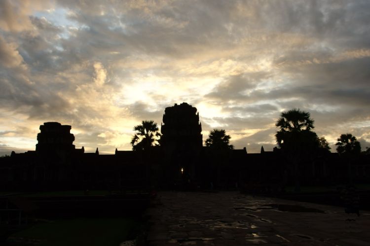 Angkor_World_Heritage_04_750x499