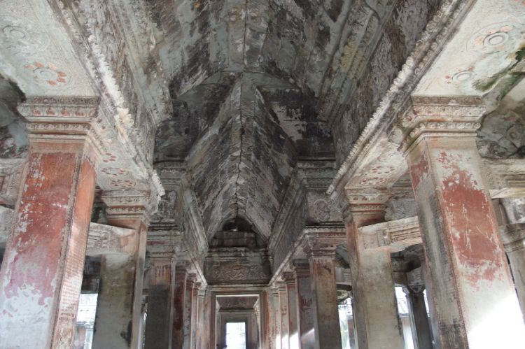 Angkor_World_Heritage_18_750x499