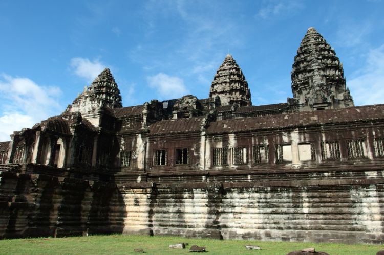 Angkor_World_Heritage_24_750x499