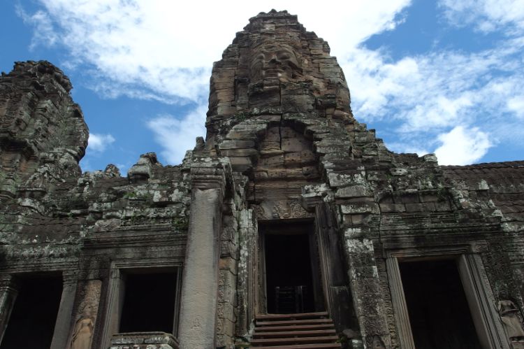 Angkor_World_Heritage_37_750x499