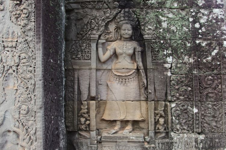 Angkor_World_Heritage_41_750x499