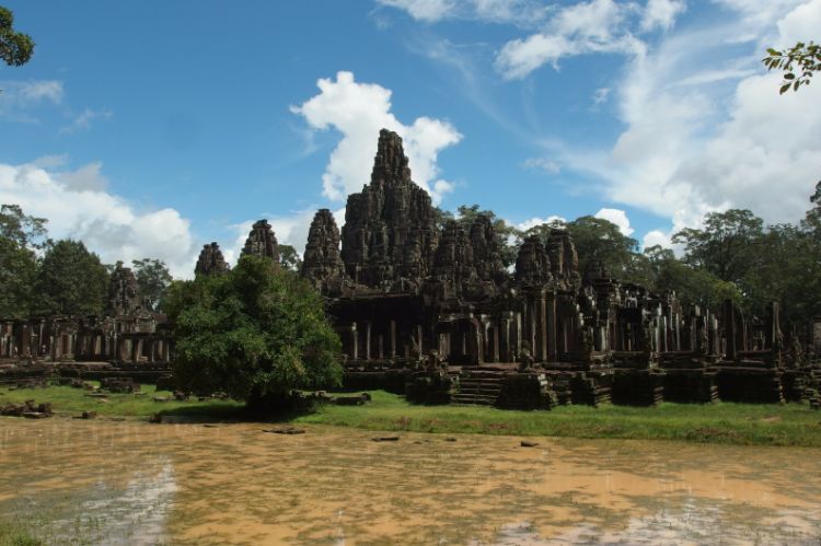 Angkor_World_Heritage_45_750x499