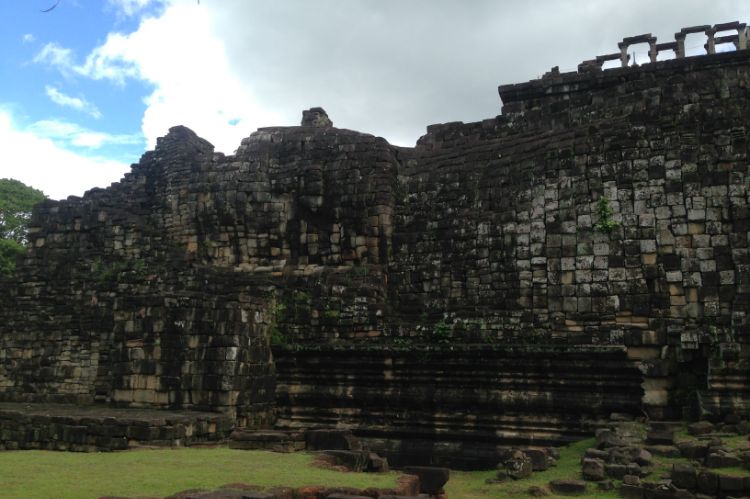 Angkor_World_Heritage_49_750x499