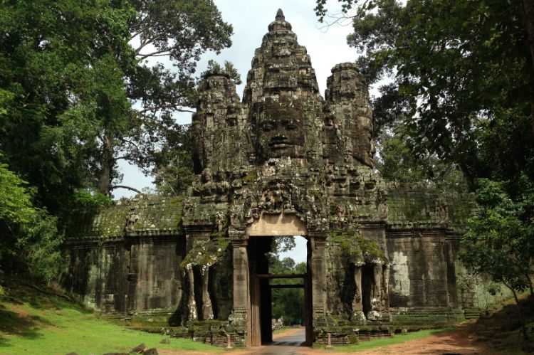 Angkor_World_Heritage_53_750x499