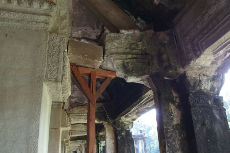 Angkor_World_Heritage_64_750x499